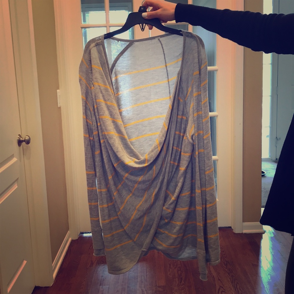 Lululemon Over Wrap
